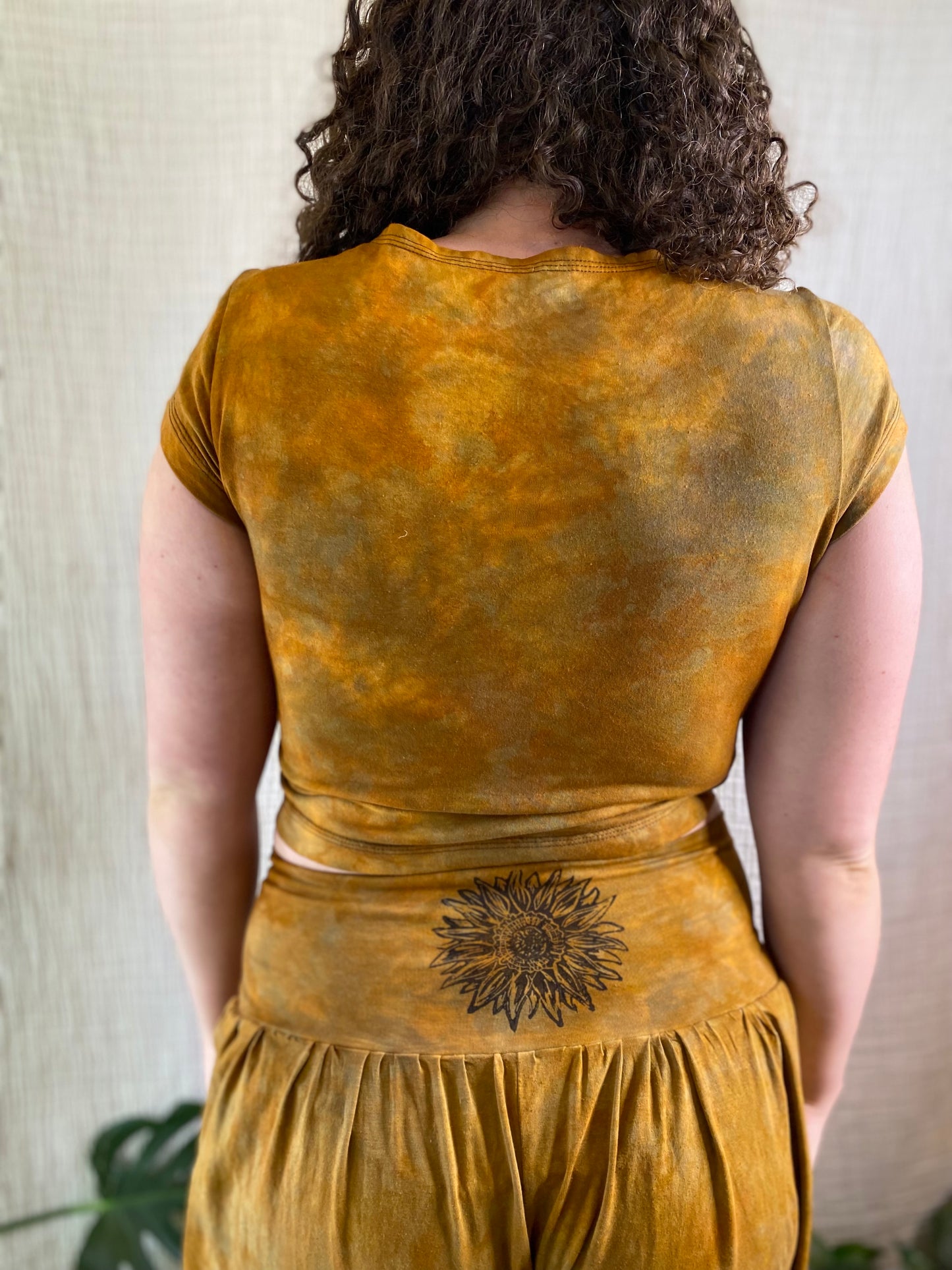 Mycelia Top (Cropped) (Short/Long Sleeve)