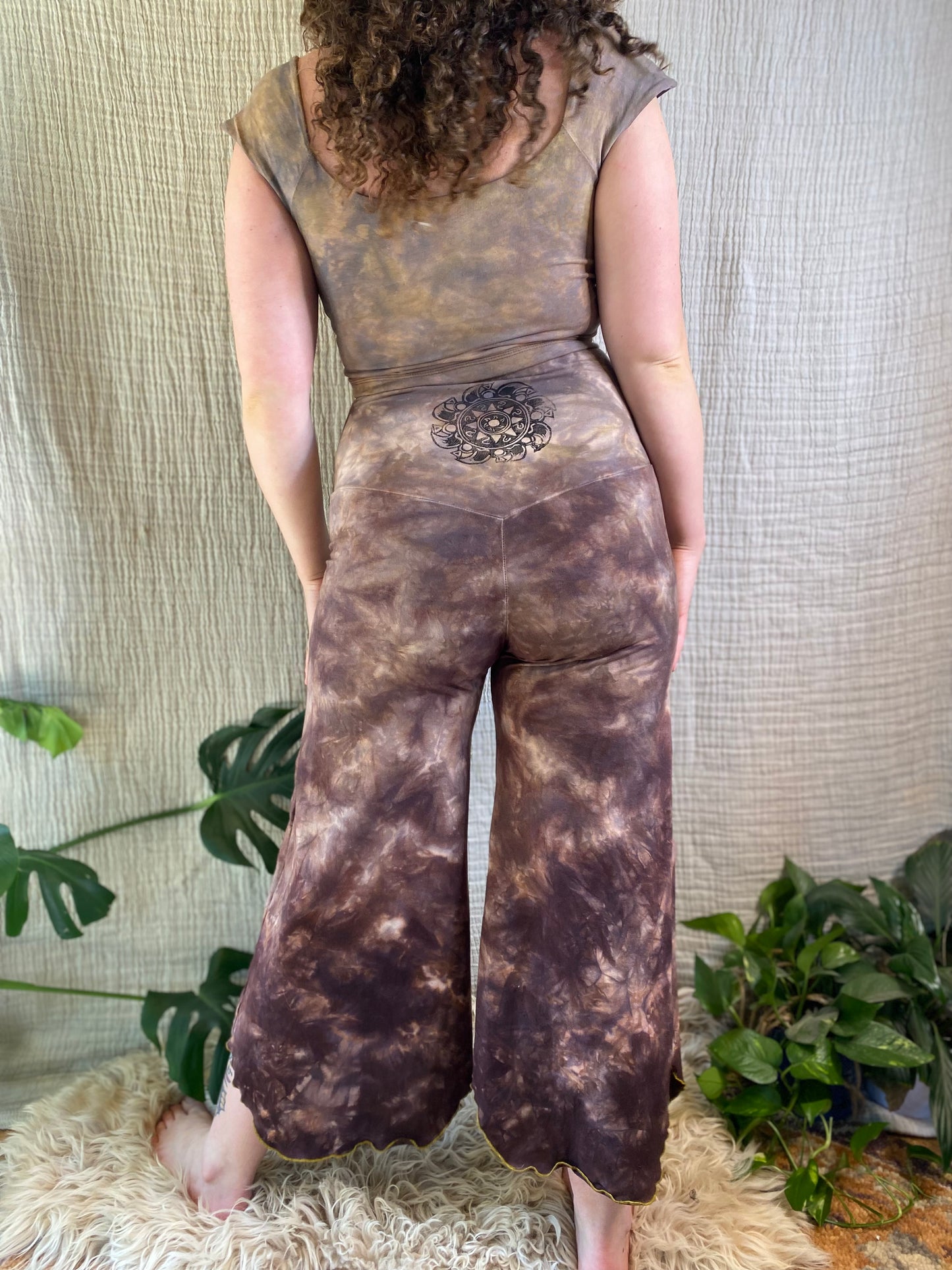 Gaia Gauchos Cropped (Core & Cozy)