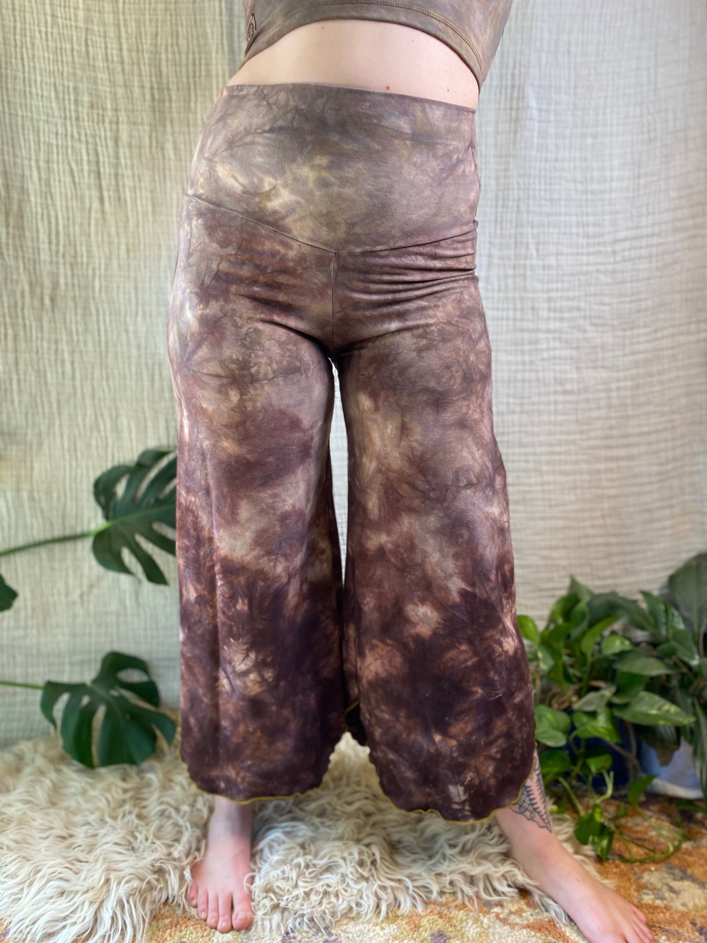 Gaia Gauchos Cropped (Core & Cozy)