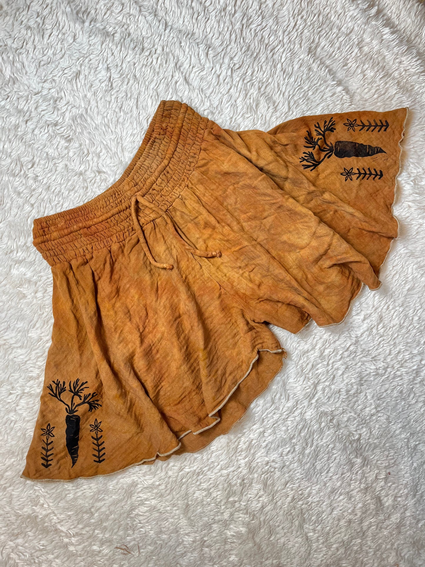 Carrot Shorts (Medium/Large)