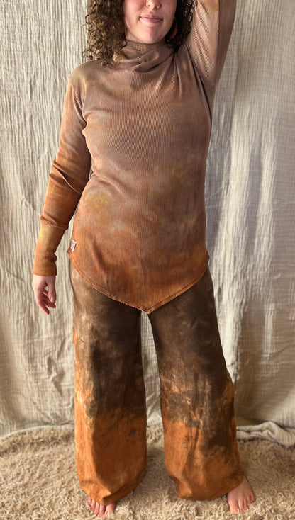 Patchouli Pullover