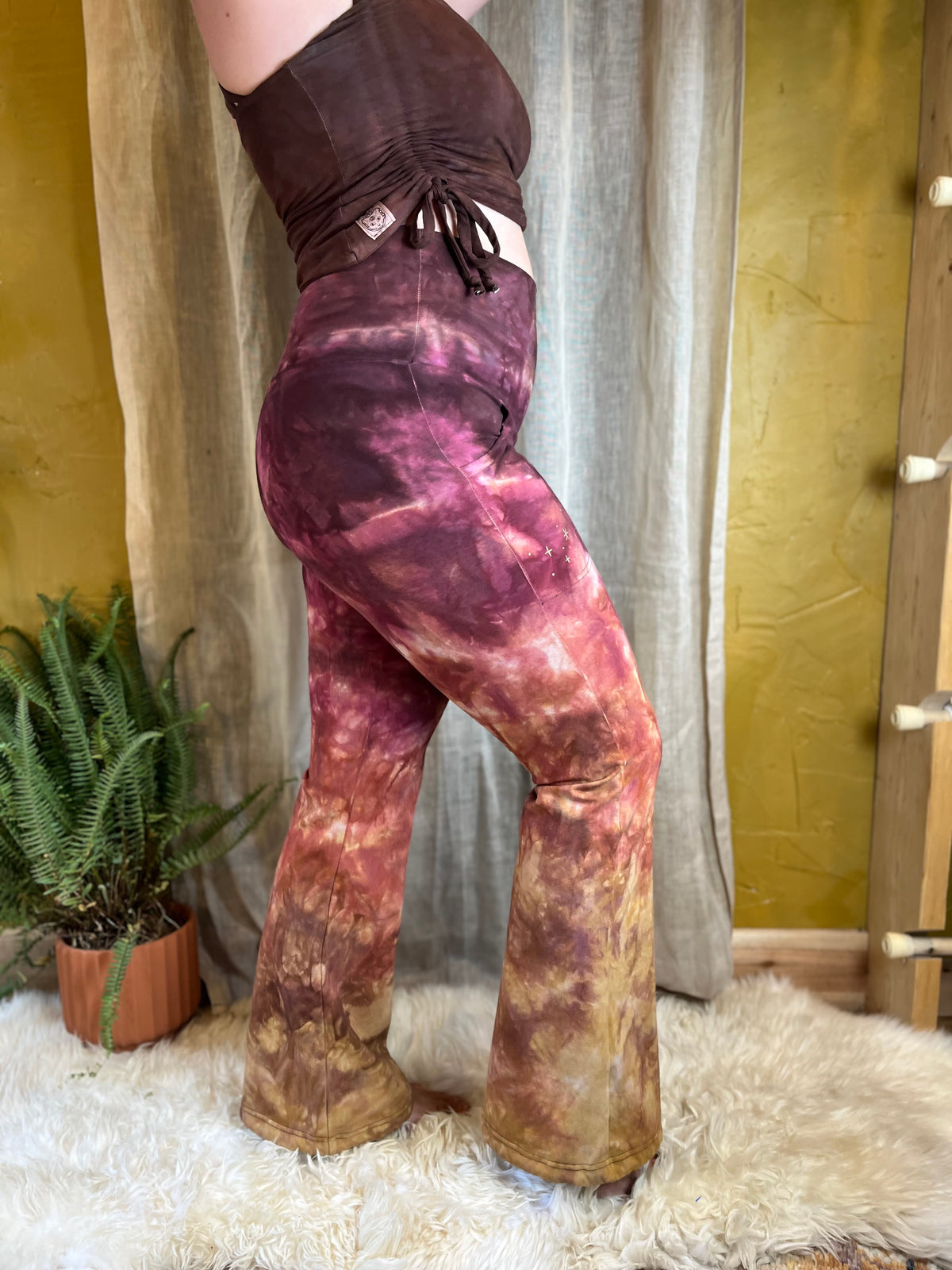 Datura Flares (Core & Cozy)