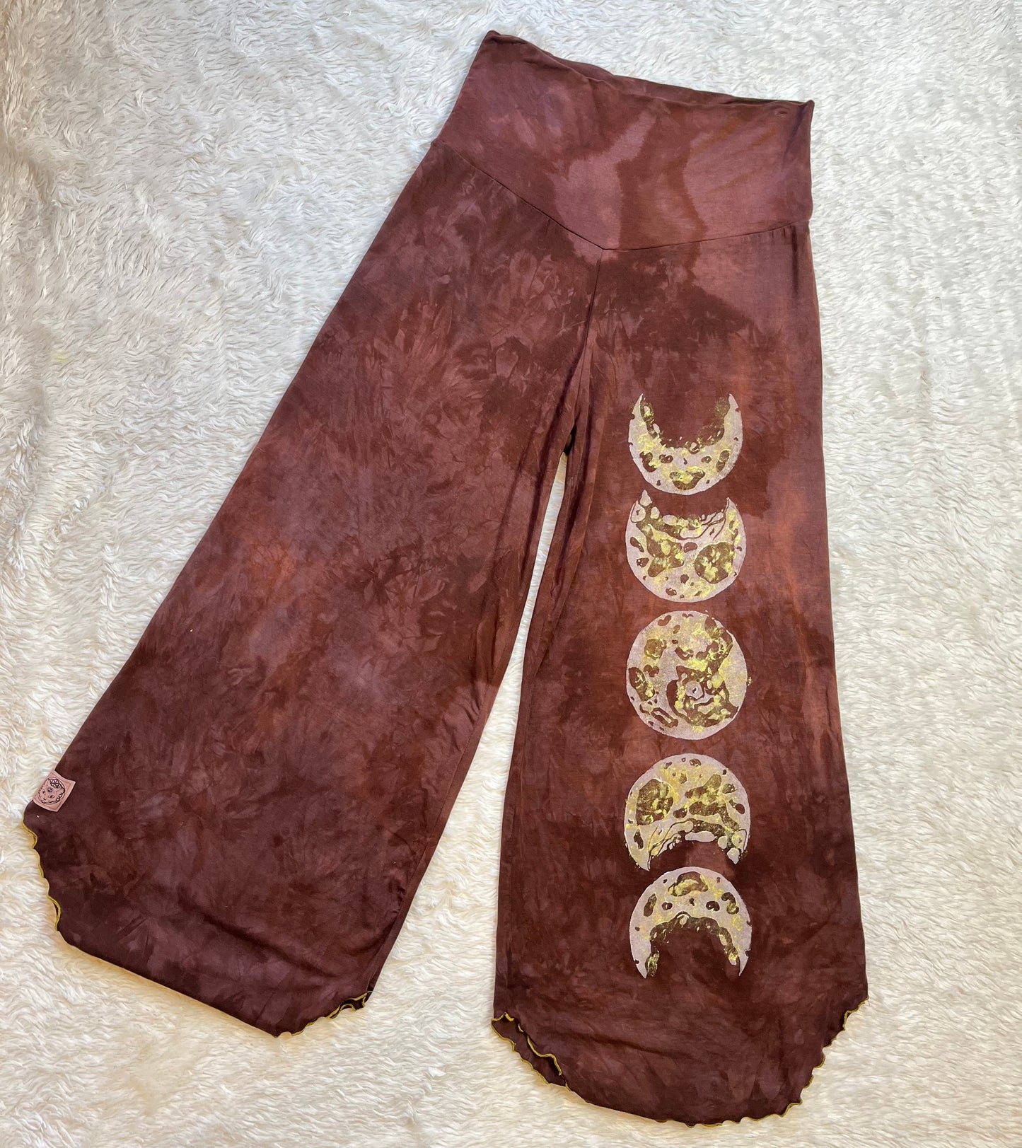 Gaia Gauchos Sample (Large)