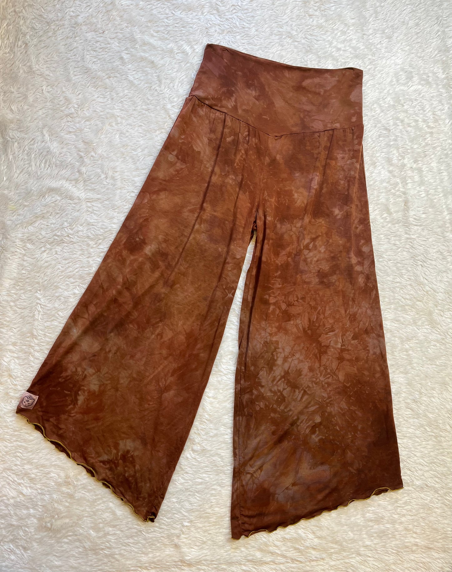 Gaia Gauchos Sample (Large)
