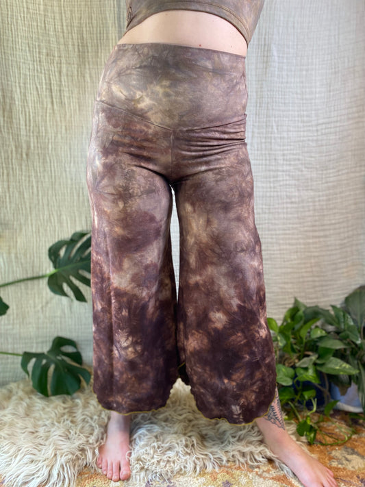 Gaia Gauchos Cropped (Core & Cozy)