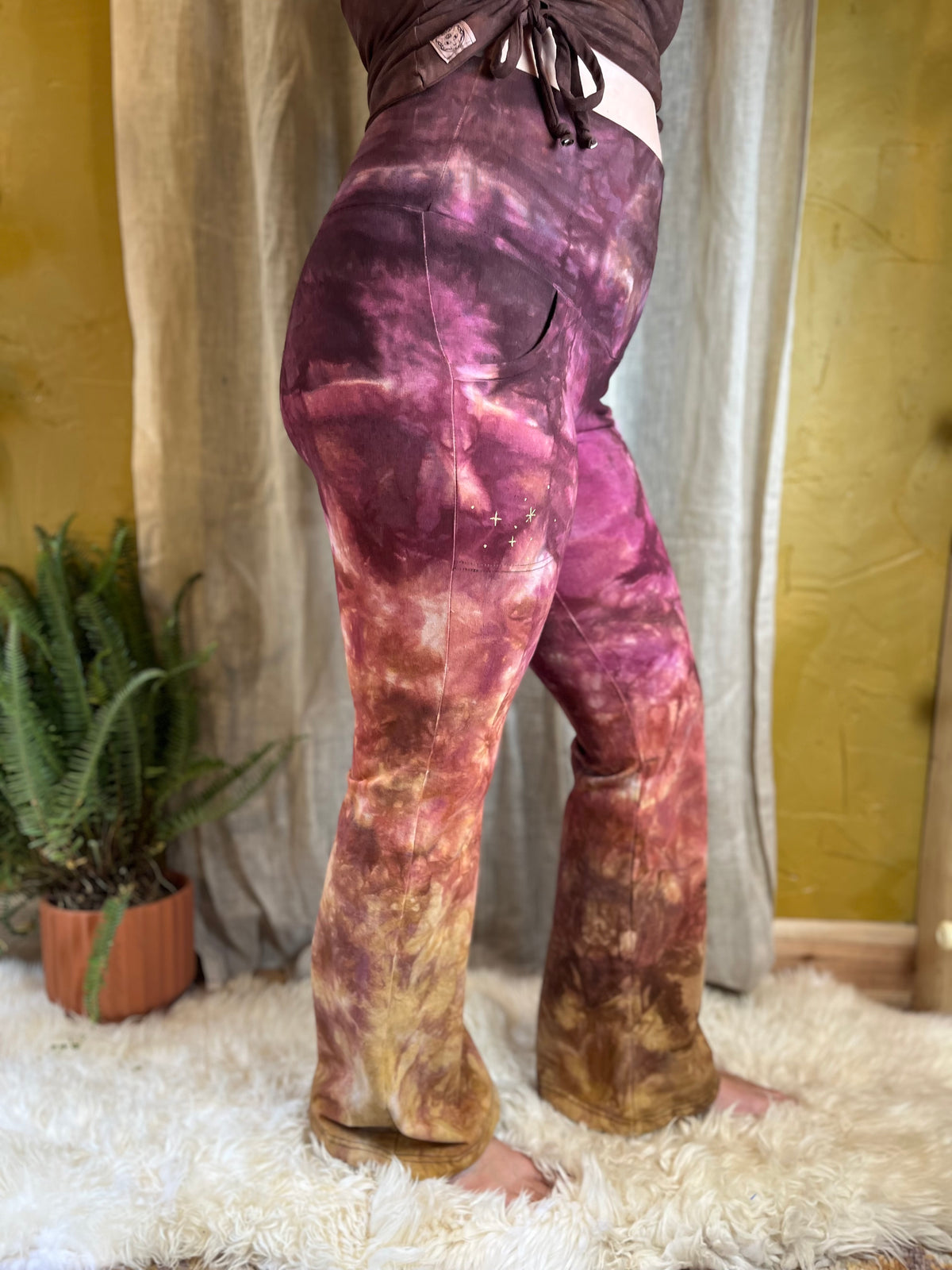 Datura Flares (Core & Cozy)