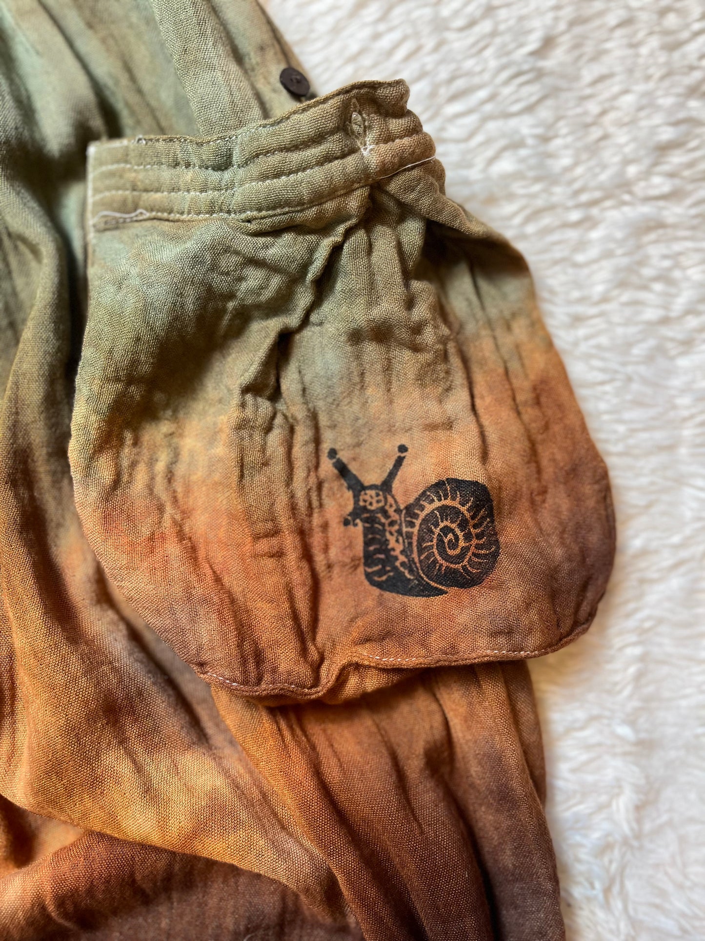 Snail/Sunflower Joggers (L/XL)