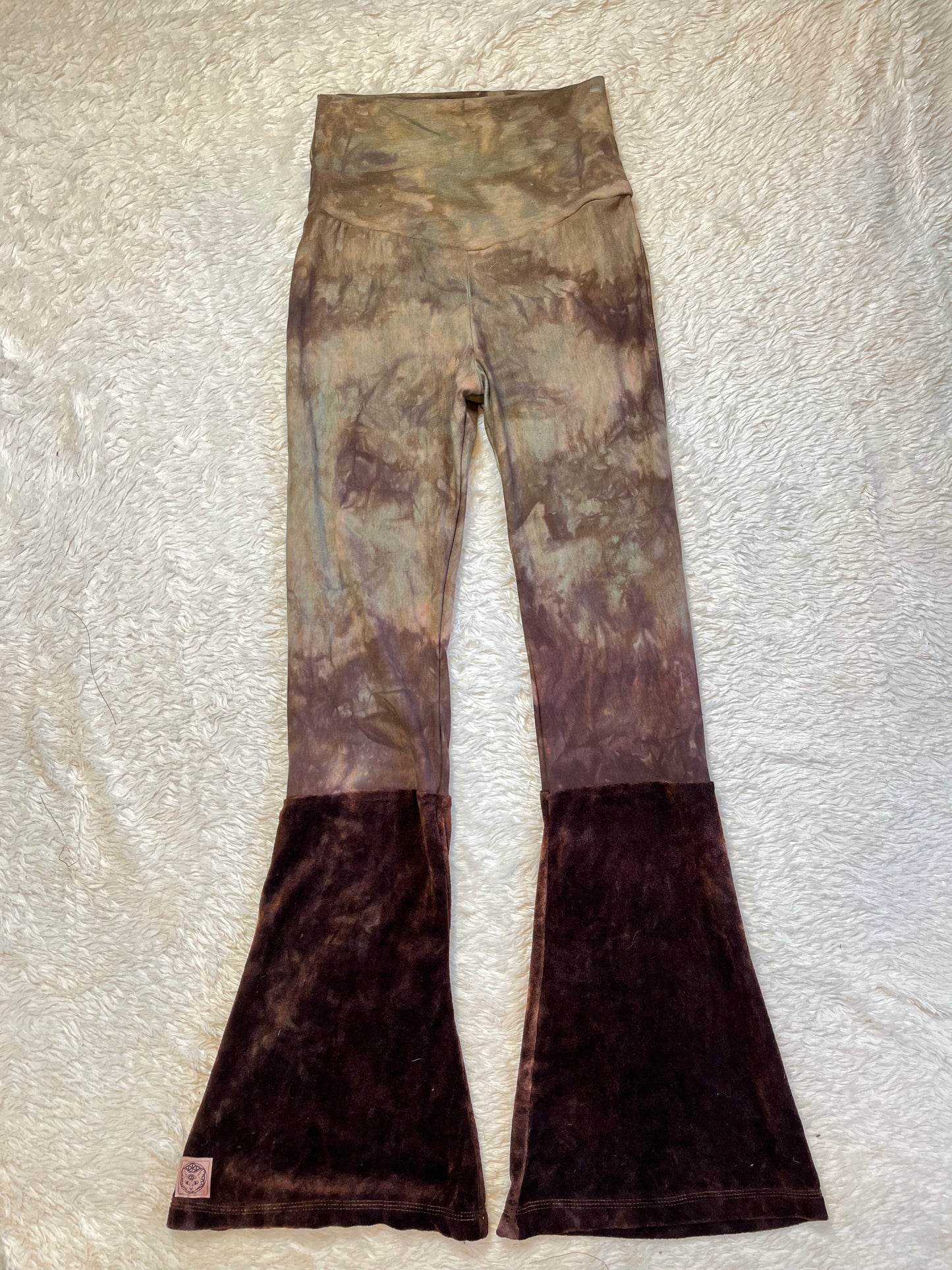 Earthy Flares (Small)