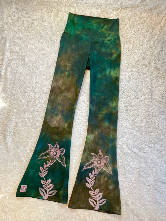 Datura Flares (Medium)